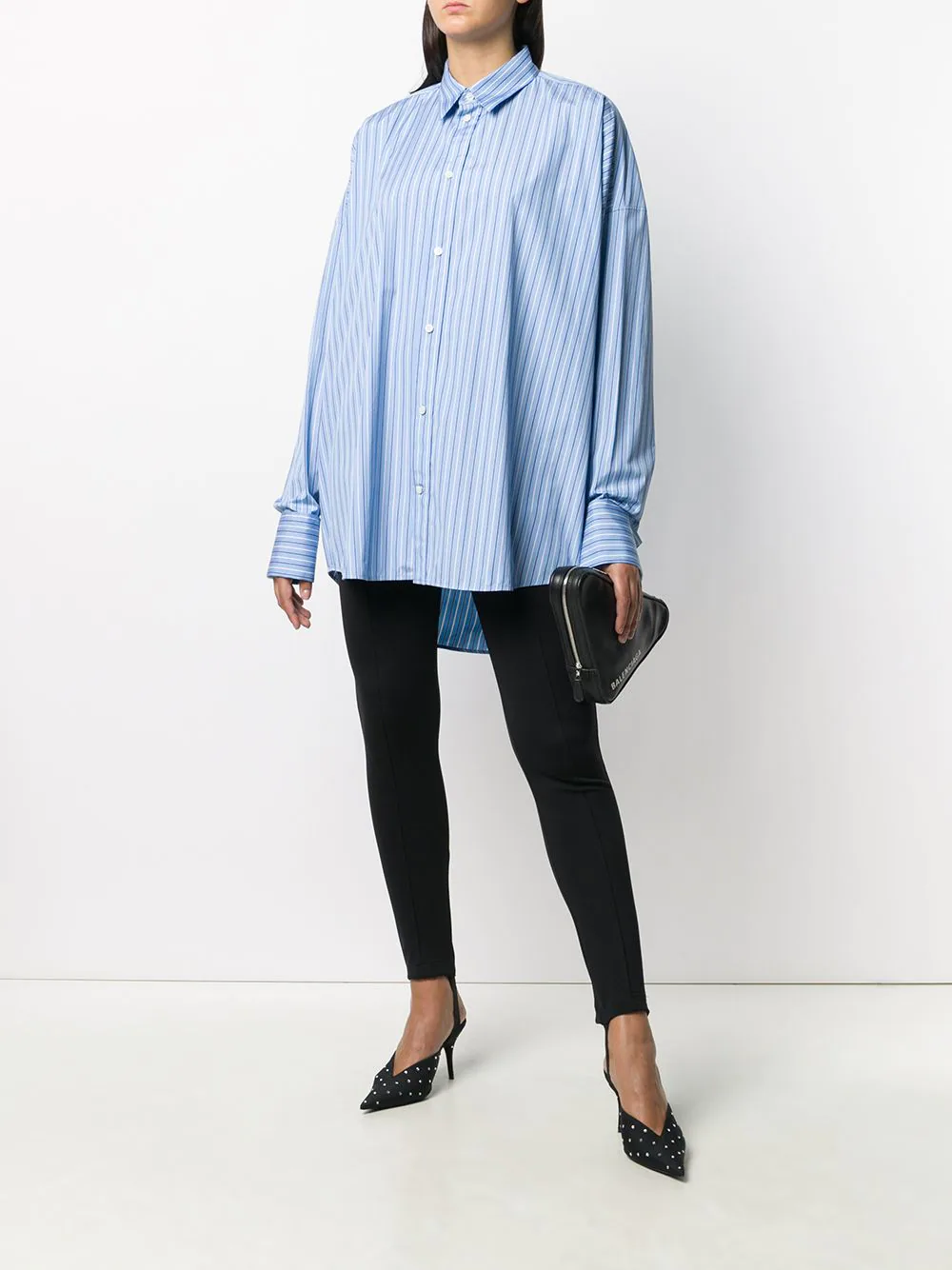 5.-oversized-shirt.webp